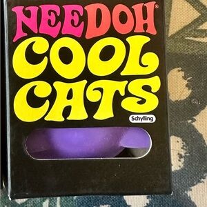 Cool Cats Cat Toy — Purple Plush Playball
